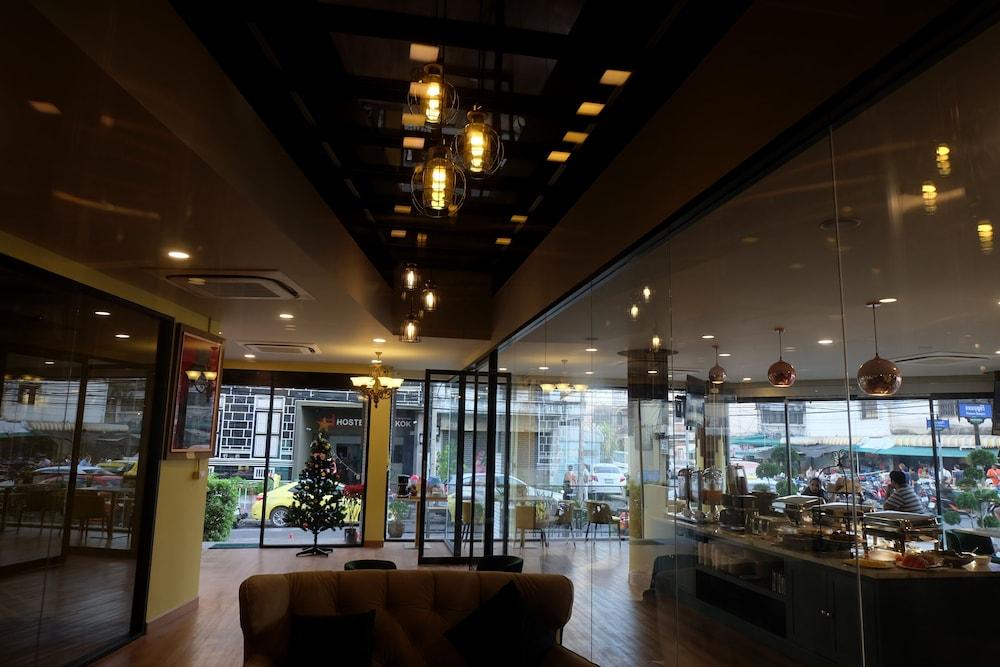 Siri Oriental Bangkok Hotel - Sha Extra Plus Exterior photo
